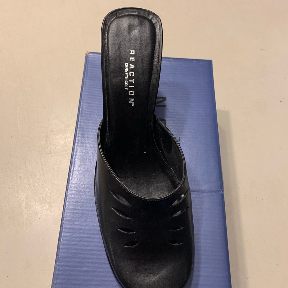 Kenneth Cole mule
